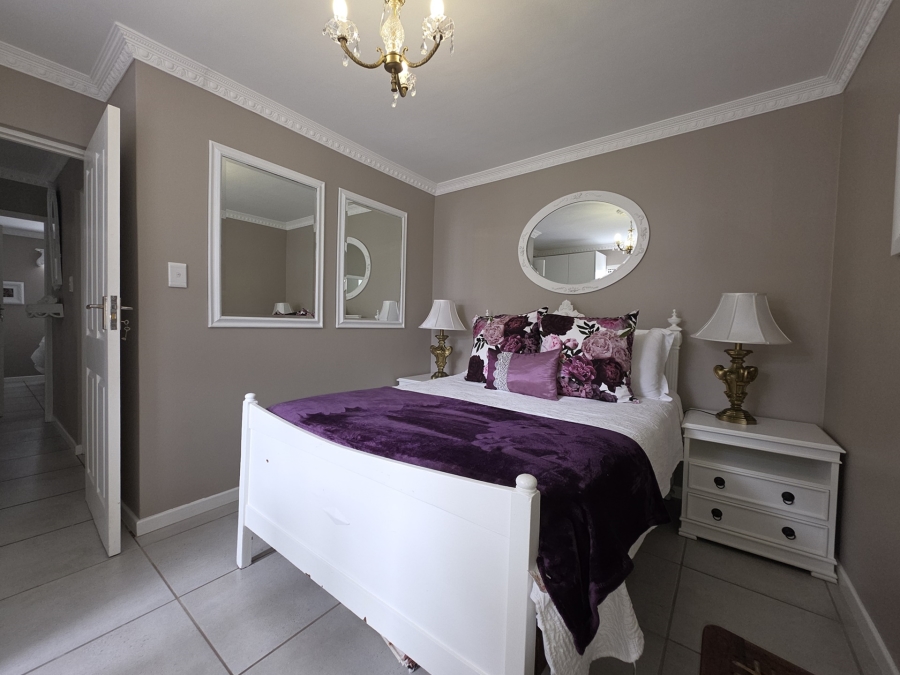 3 Bedroom Property for Sale in Struisbaai Western Cape